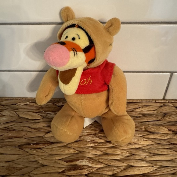 DISNEY STORE-TIGGER AS POOH-8"-MINI BEAN BAG‎ - Picture 2 of 7